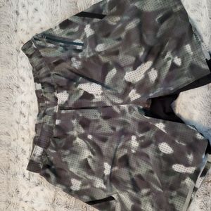 Lululemon Men's Shorts